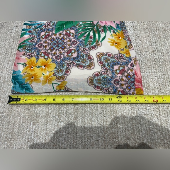 Johnny Was Floral wide leg Pant, Size Large - Picture 8 of 11